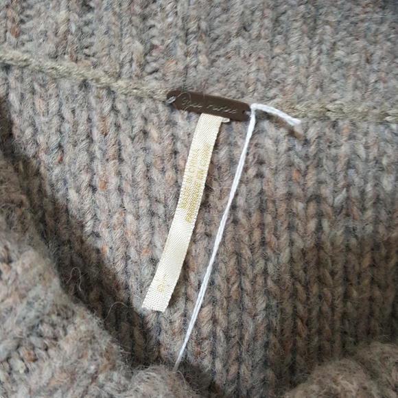 SOLD* Free People Chunky Knit Wool Cardigan - Picture 5 of 5